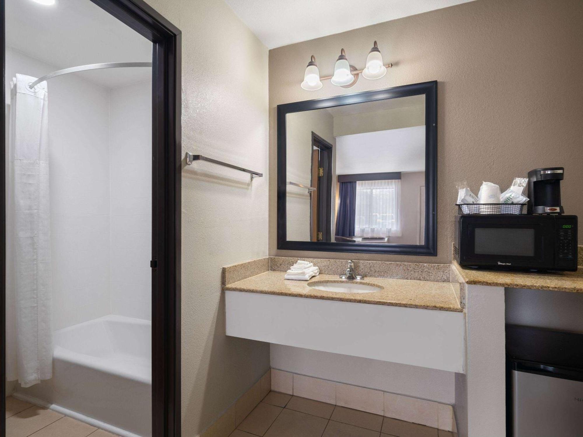 Travelodge By Wyndham Tucson Az Cortaro Eksteriør billede